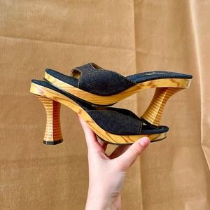 2000’s Splash Wood and Denim Platform Heel Pump Women’s US 5.5
